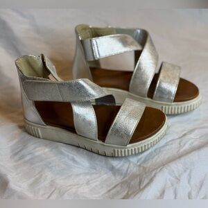 Girls Metallic Silver Strappy Platform Sandals size 13